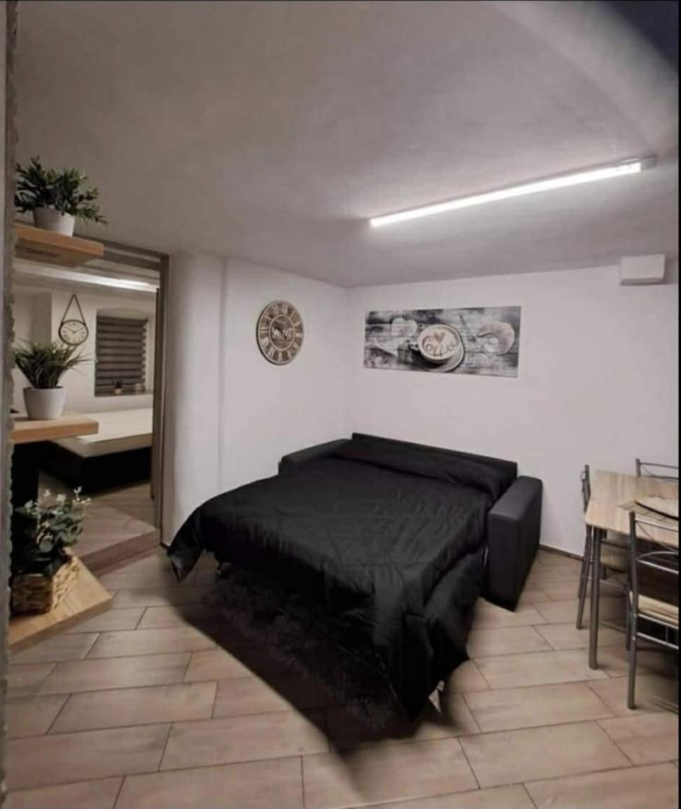 Casa Jasmina Διαμέρισμα Mezzano Εξωτερικό φωτογραφία